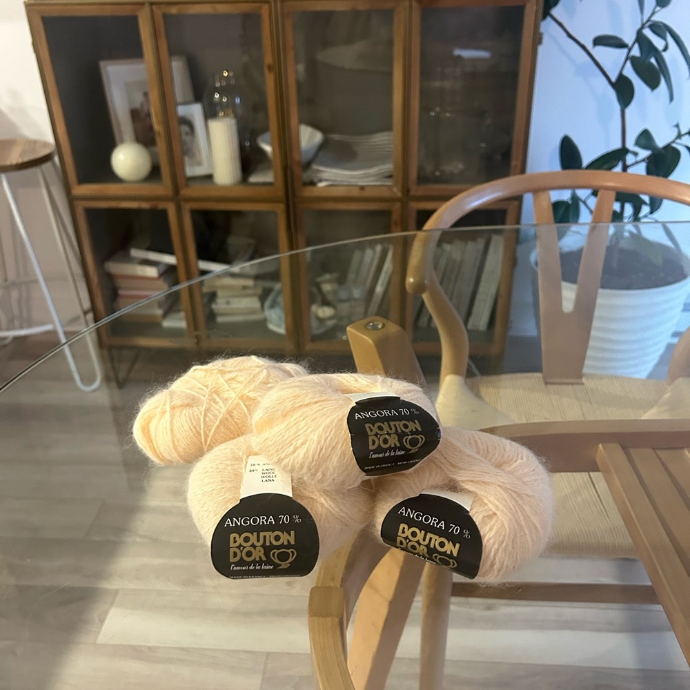 Bouton d'Or Angora Yarn